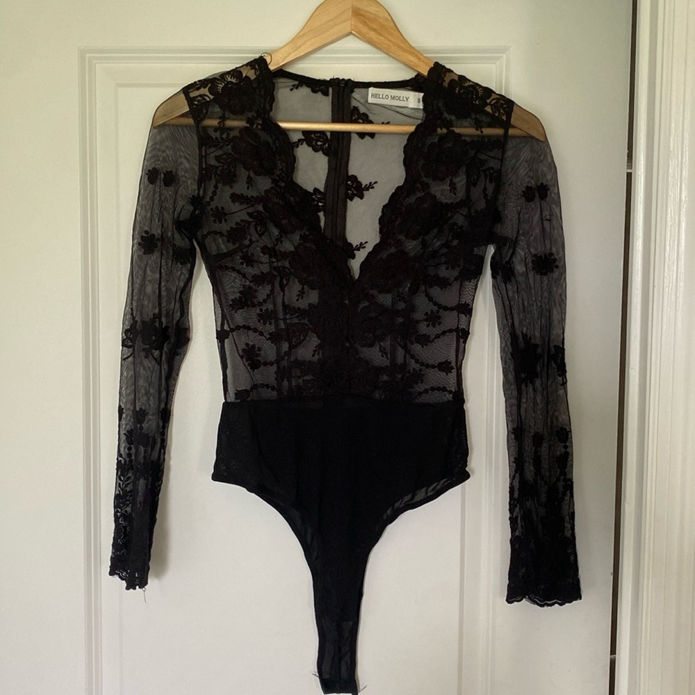 Hello molly size 8 lace bodysuit in black